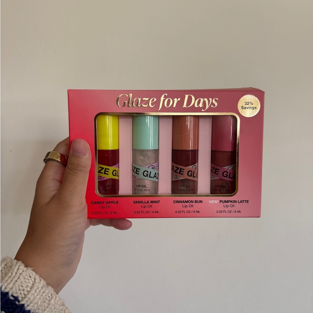 INNBEAUTY Projecr Glaze for Days Lip Oil Set
